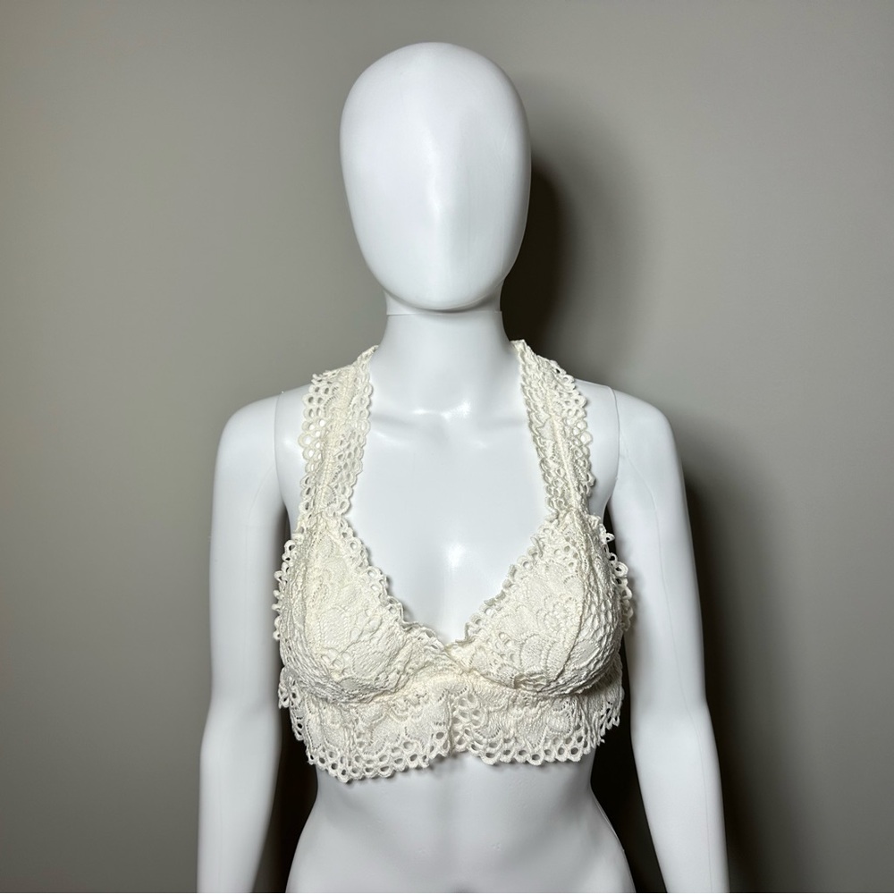 Altar’d State Lace Bralette - Picture 2 of 4